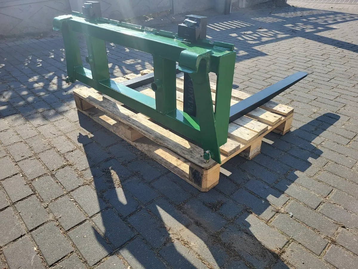 Pallet forks, John Deere brackets - Image 3