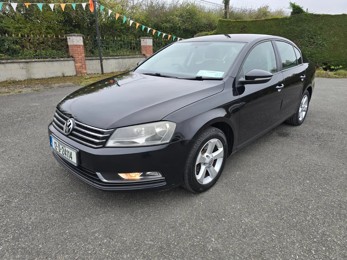 Volkswagen Passat 2012 - Image 3