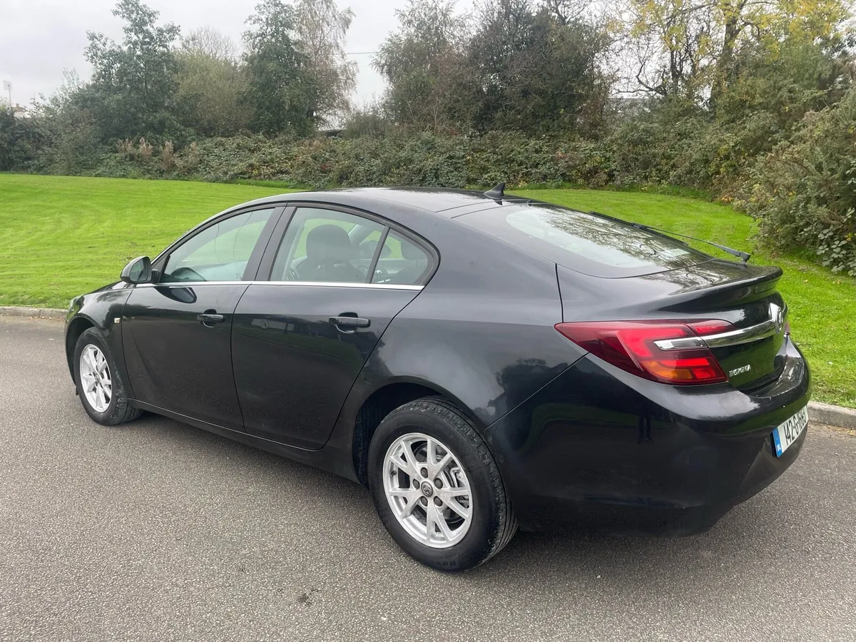 142 Insignia 2.0  Crdi Nct & tax €2750 - Image 2