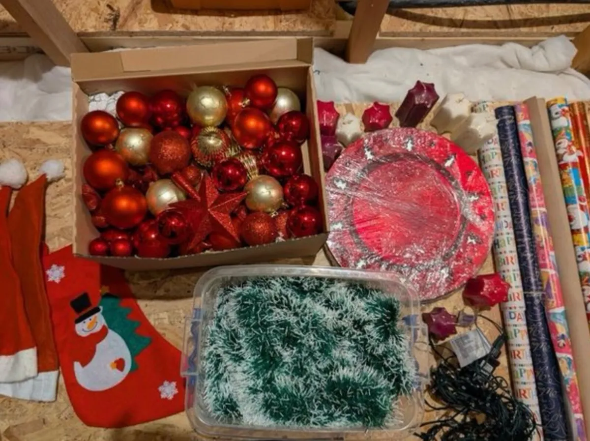 Christmas Decorations from €5 - Image 3