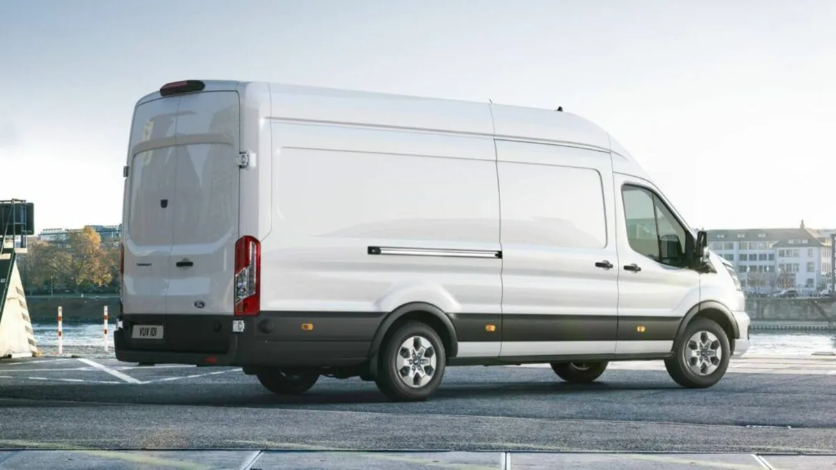 Ford Transit Flange Ball Towbar Kit - Image 1
