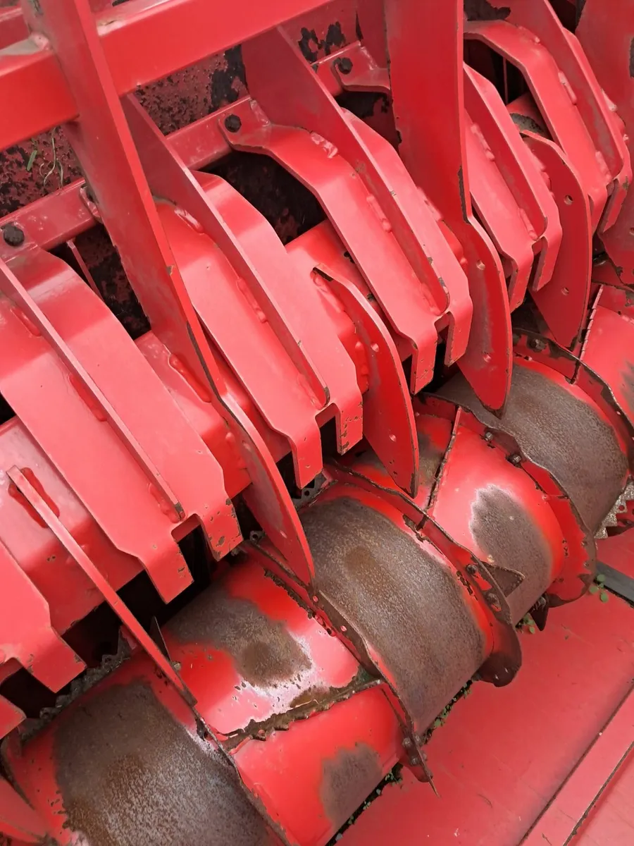 Kverneland 853 Pro Strawchopper/Blower - Image 3