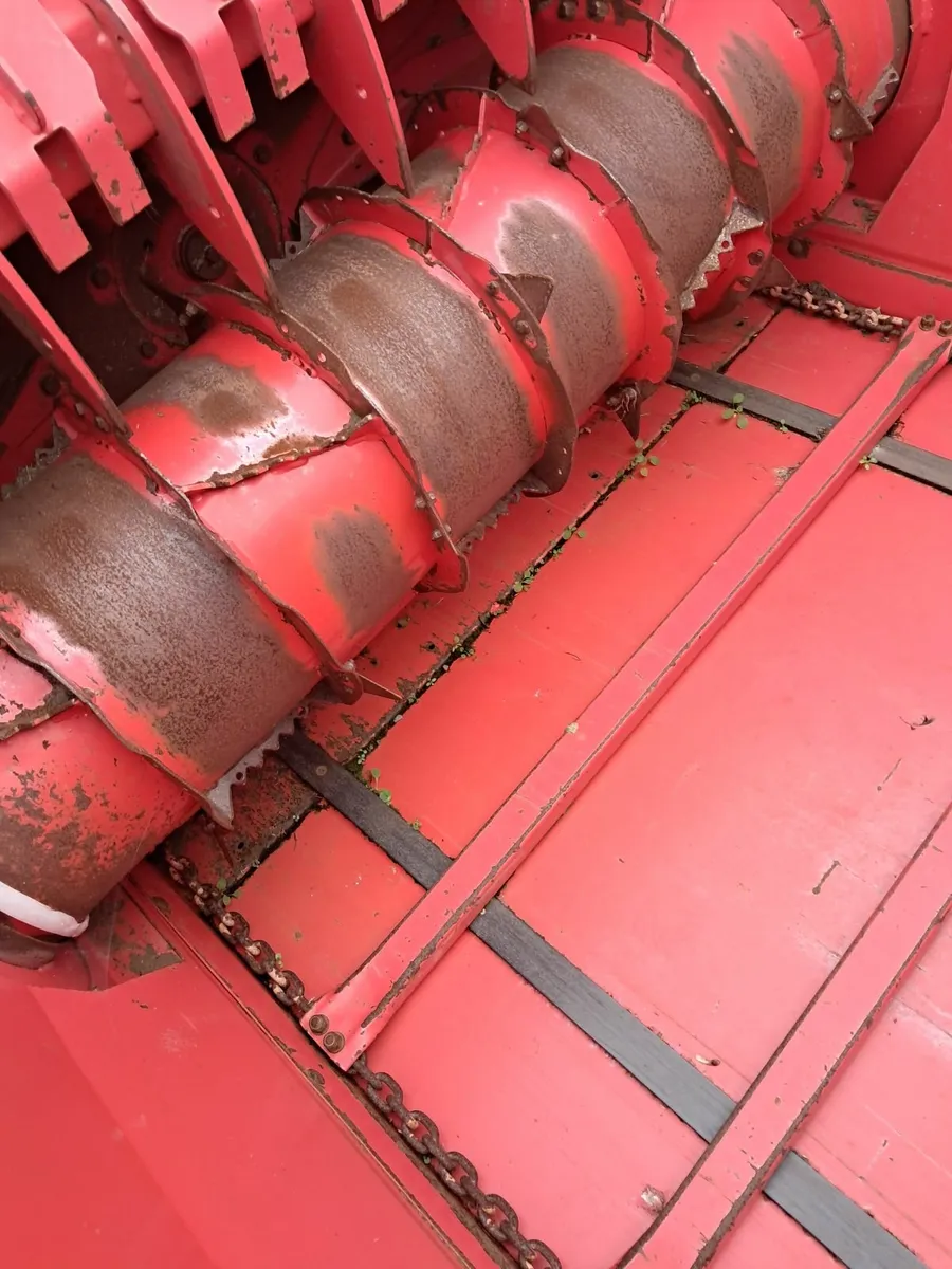 Kverneland 853 Pro Strawchopper/Blower - Image 4
