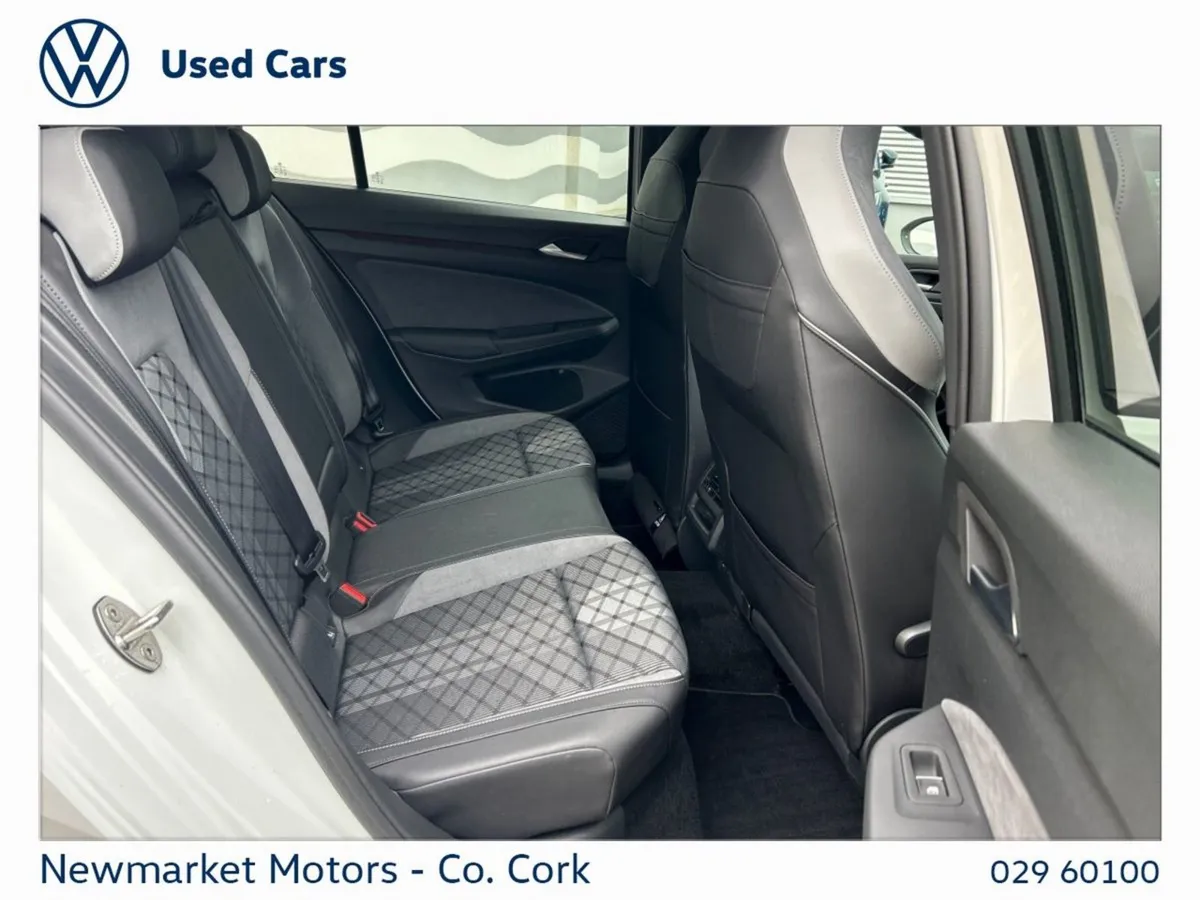 Volkswagen Golf R-line 2.0tdi 150BHP 6 Speed - Image 3