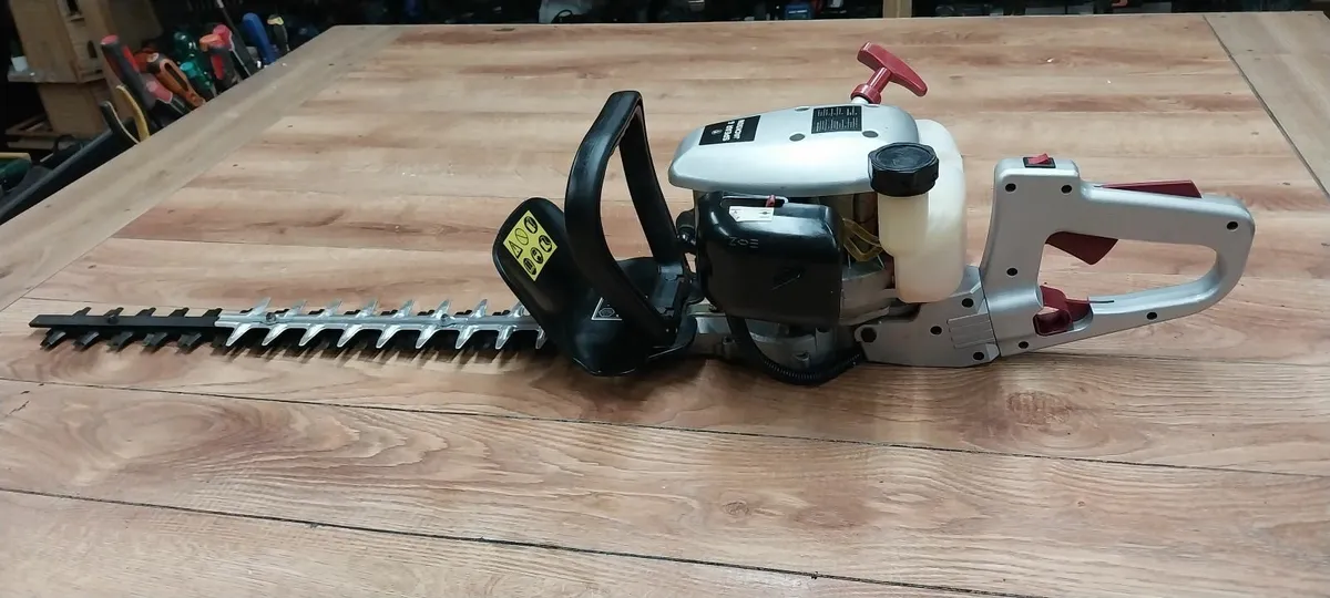Hedge trimmer - Image 2
