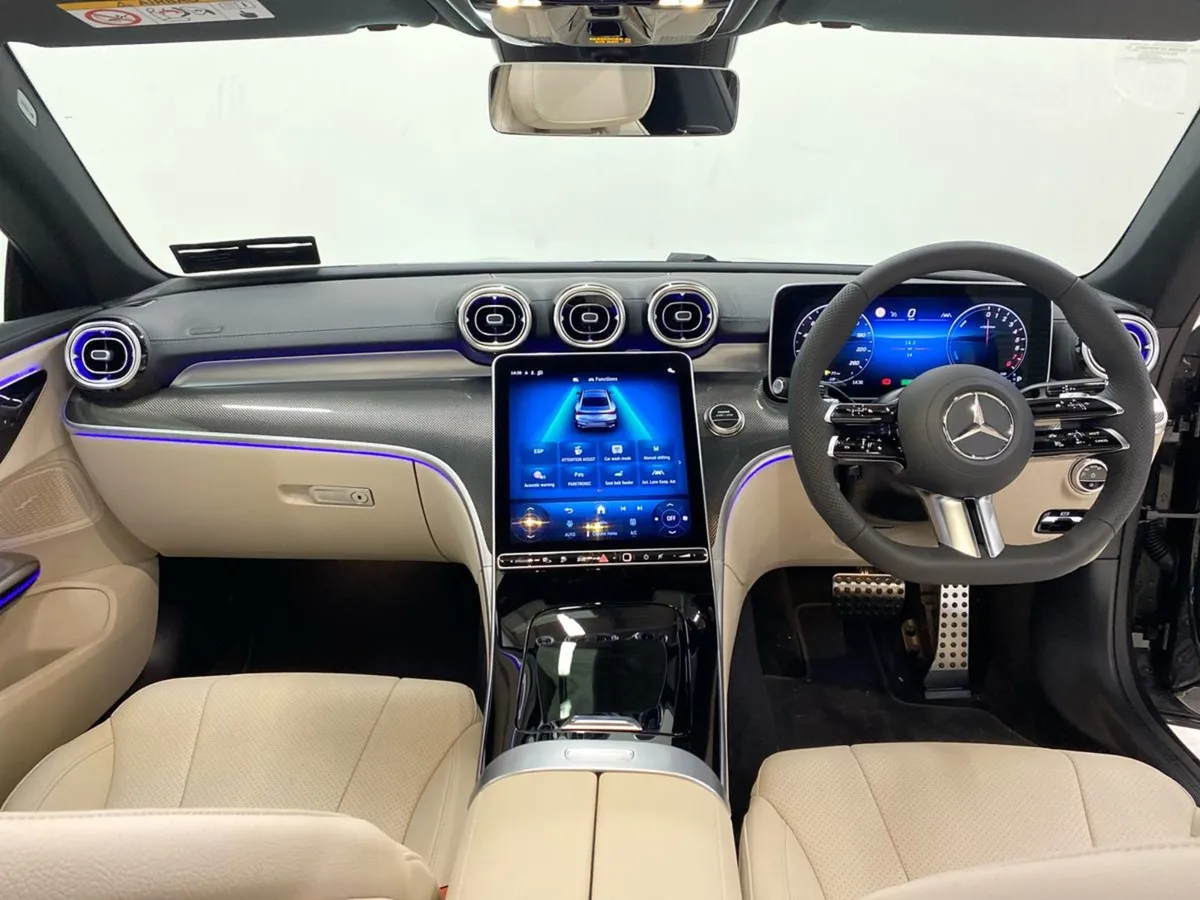 Mercedes-Benz CLE CLE 300 E Coupe EQ AMG Line Plus - Image 4