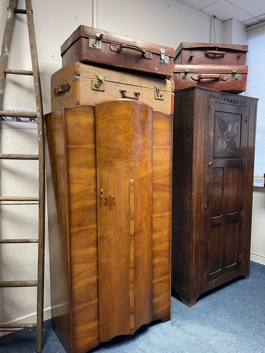 Vintage wardrobe - Image 2