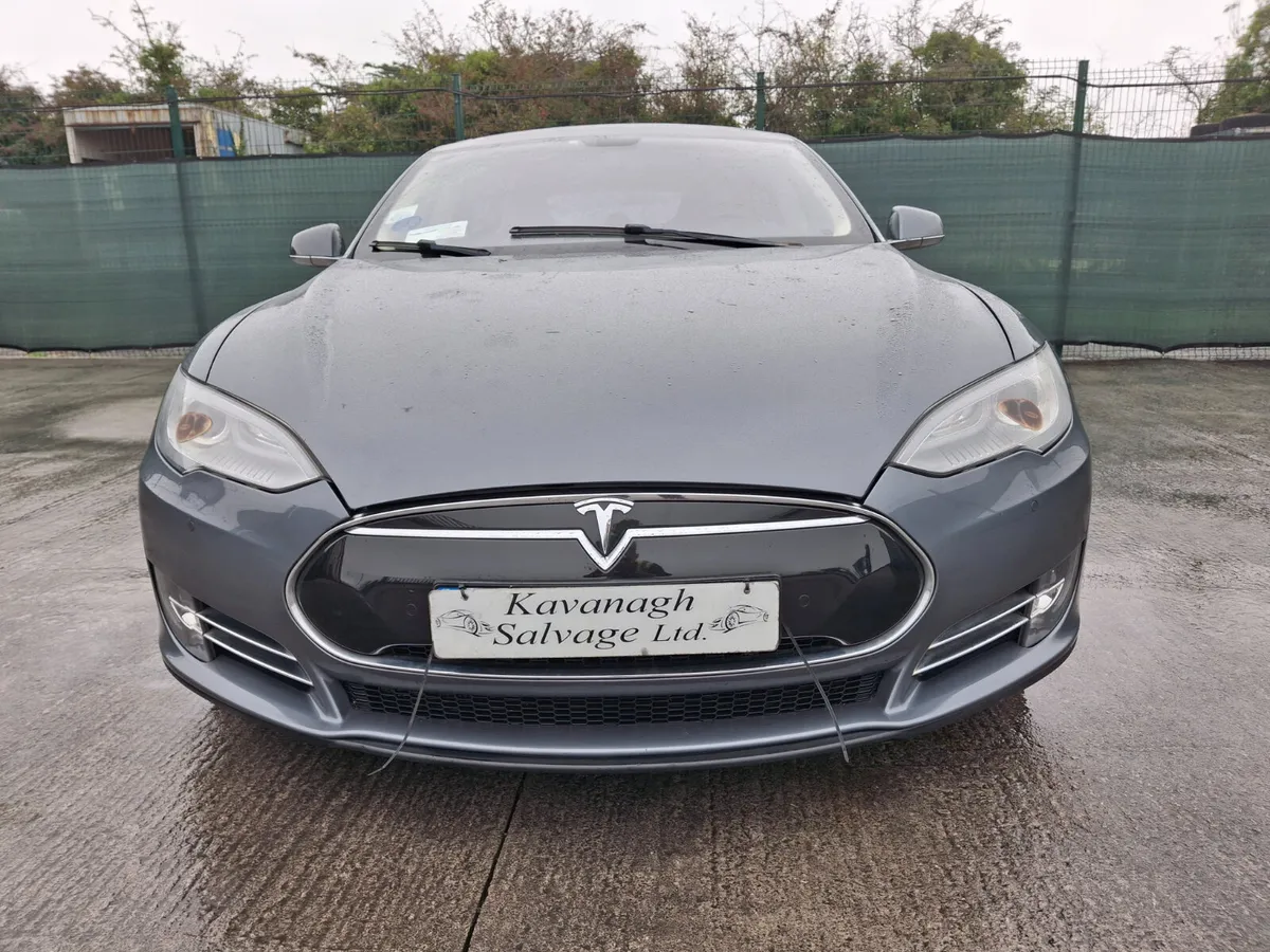 2014 Tesla Model S 85  Luxury  Left hand drive - Image 2