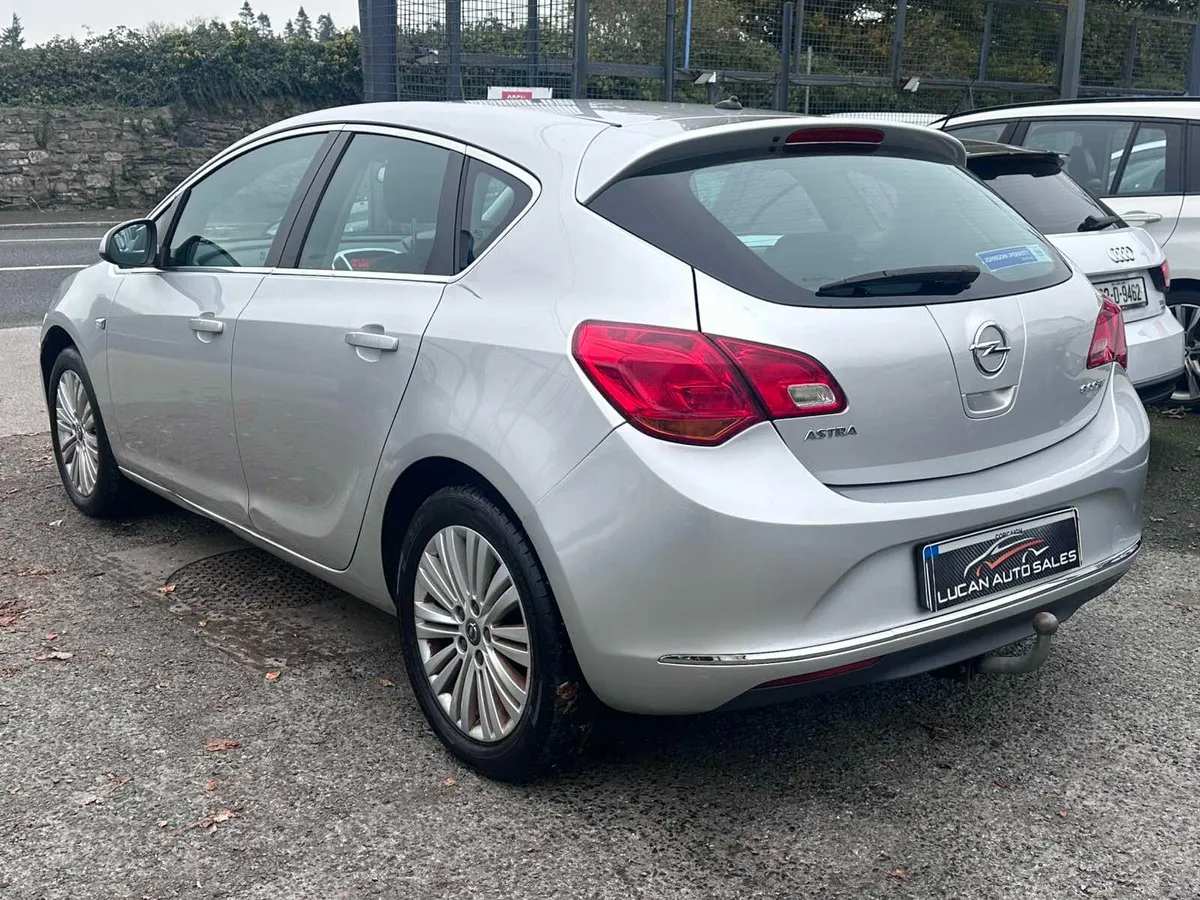 2015 Opel Astra LOW MILEAGE - Image 3