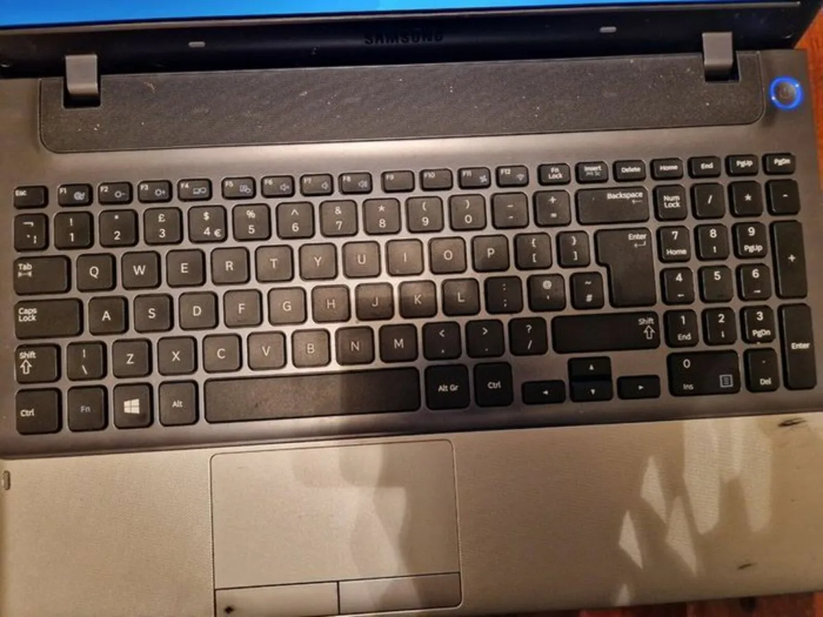 Samsung Notebook Laptop, 750GB HDD, 6GB RAM - Image 4