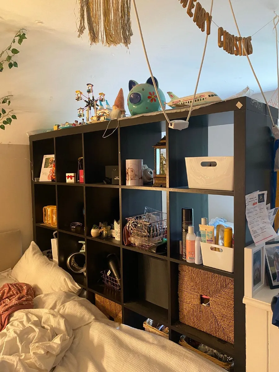 Shelves - Image 2