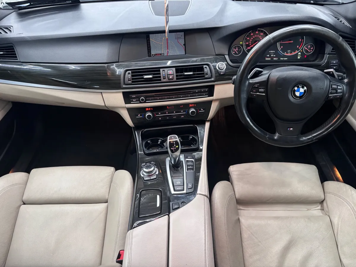 BMW 5 SERIES 520D M SPORT TOURING ESTATE HIGH SPEC - Image 2