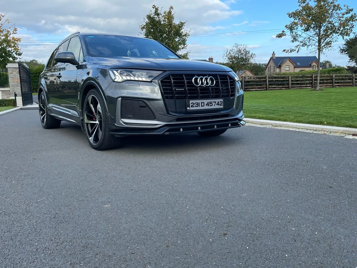 Audi Q7 3.0 TDI S LINE 7 Seater - Image 3
