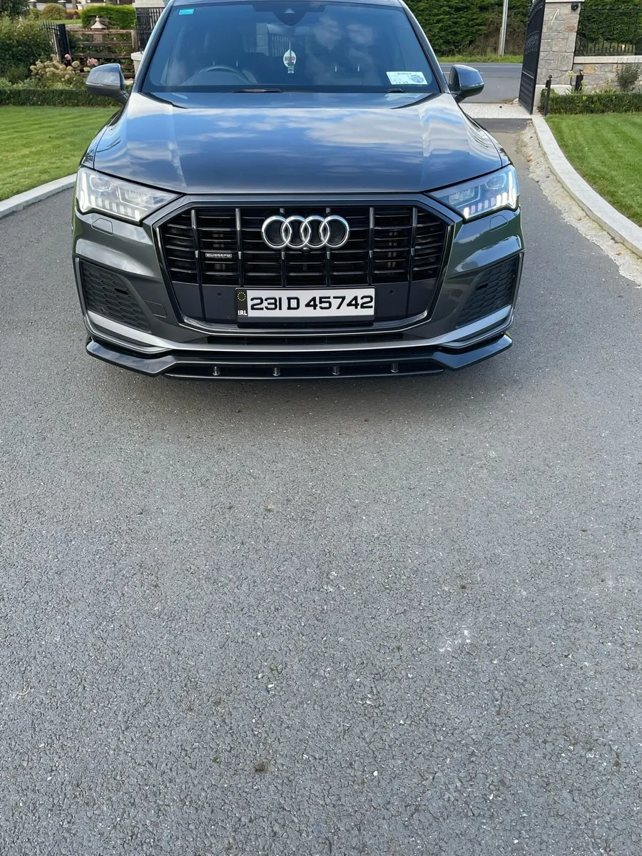 Audi Q7 3.0 TDI S LINE 7 Seater - Image 4
