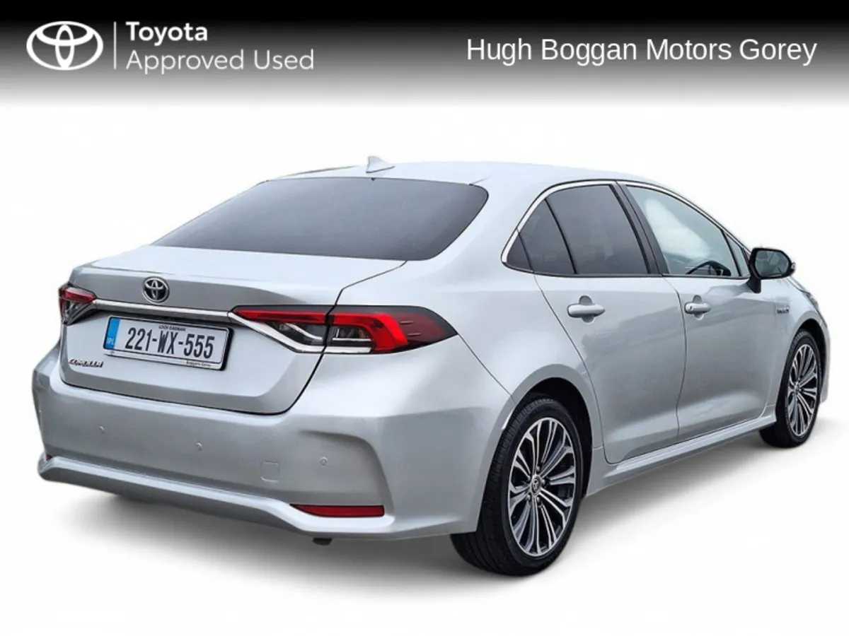 Toyota Corolla COROLLA SALOON LUNA SPORT - Image 2