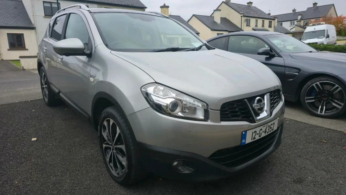 Nissan Qashqai High spec 4×4 - Image 1