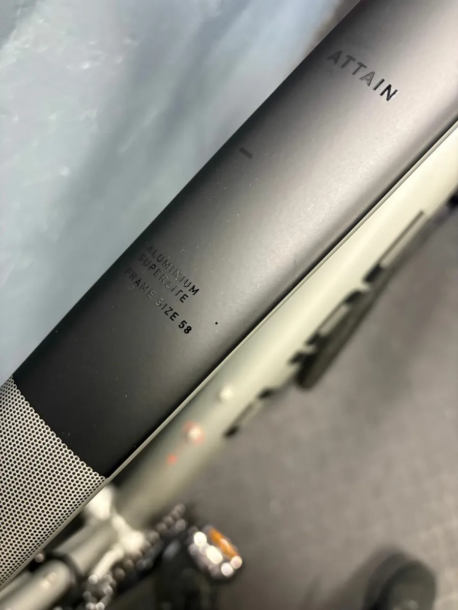 Cube Attain Pro 58cm - Image 4