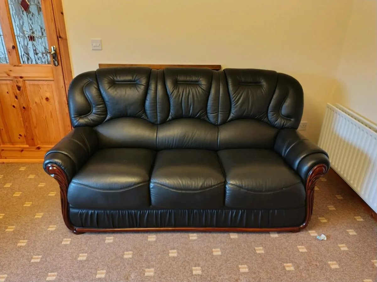 Sitting Room Suite - Image 1