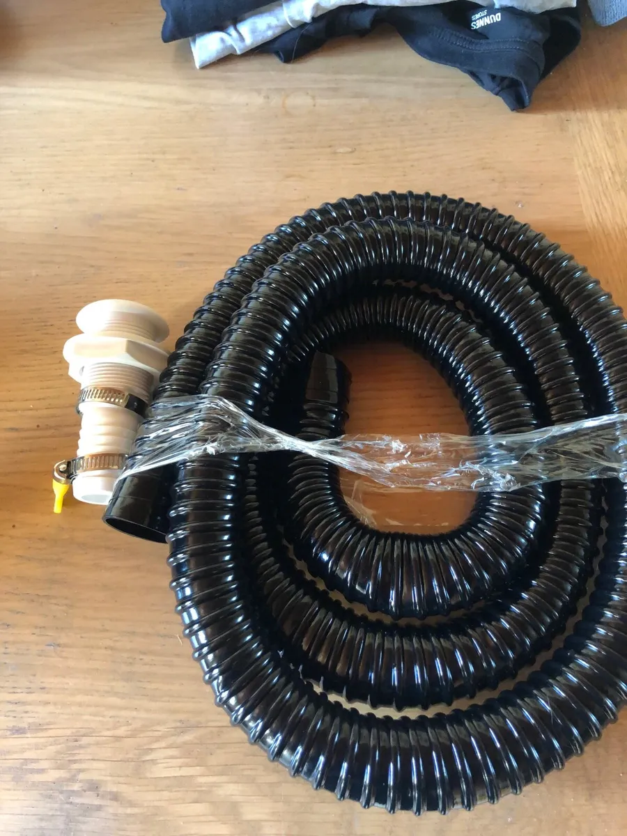 Bilge pump - Image 1
