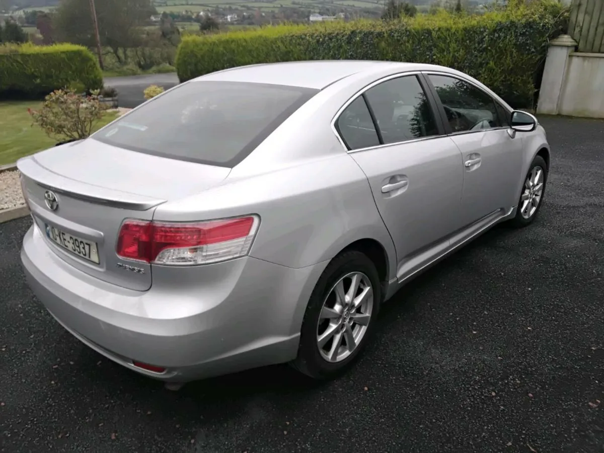 10 Toyota avensis diesel NCT - Image 3