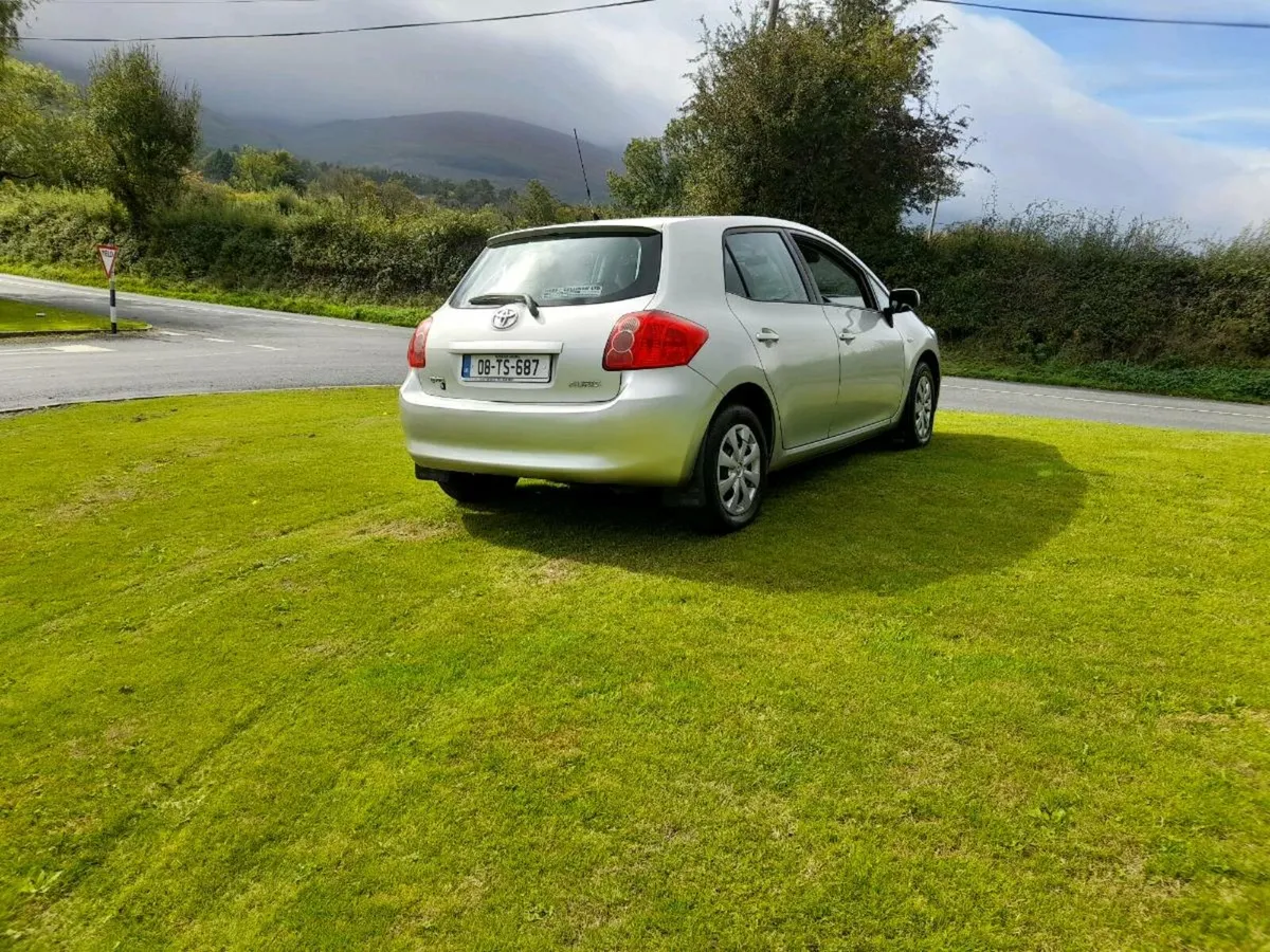 TOYOTA AURIS 1.4 PETROL 1 OWNER IRISH CAR - Image 2