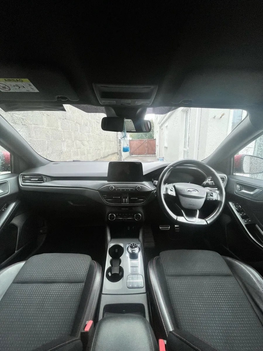 Ford Focus 2019 ST-LINE X 1.5 TCDI AUTOMATIC - Image 2