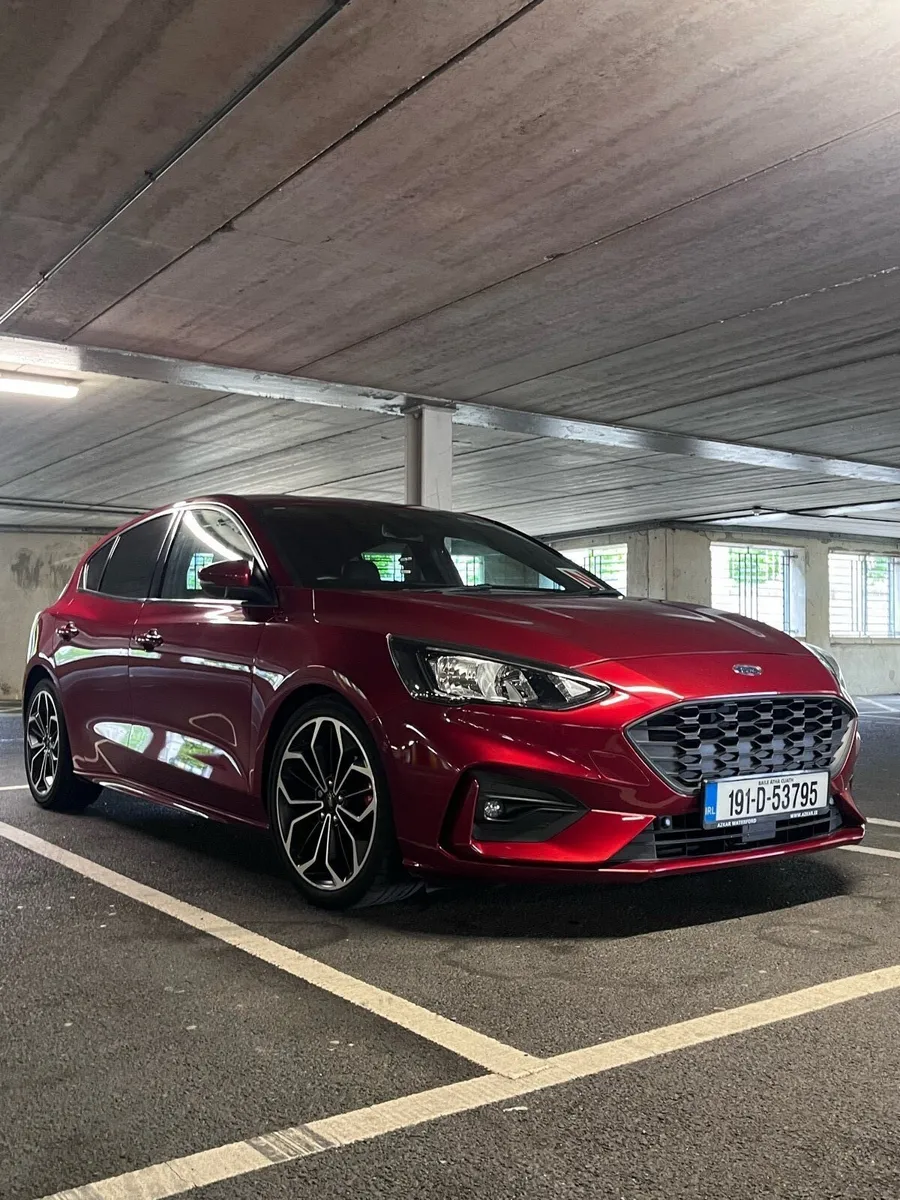 Ford Focus 2019 ST-LINE X 1.5 TCDI AUTOMATIC - Image 1