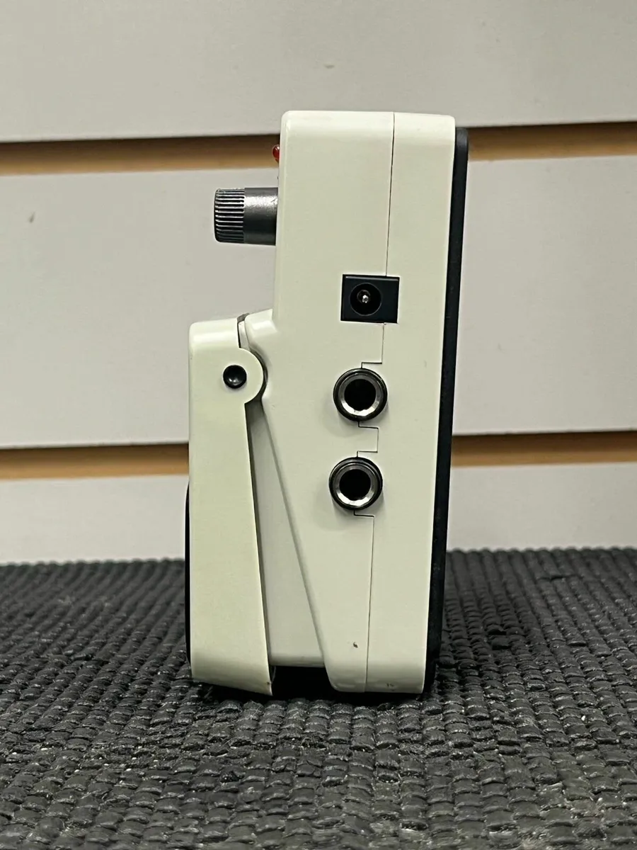 Behringer NR300 Noise Reducer - Image 4
