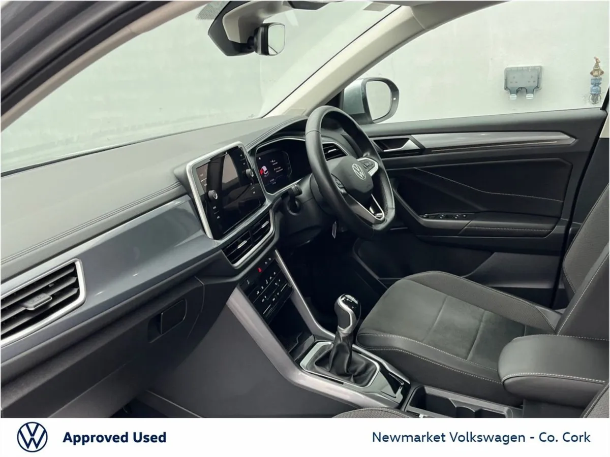 Volkswagen T-Roc 2.0tdi 116BHP Style 6 Speed - Image 4