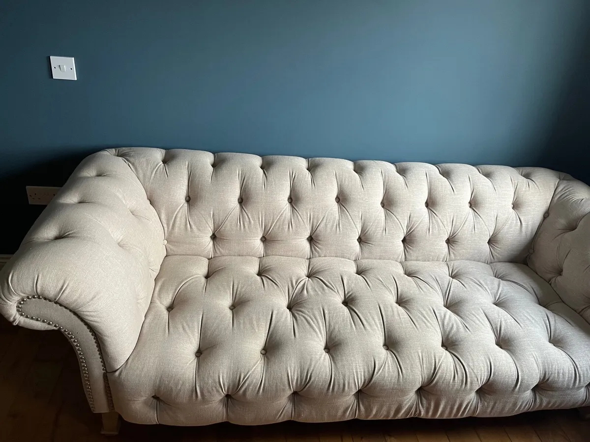 Sofa 3 Seater Couch Chesterfield - Image 4