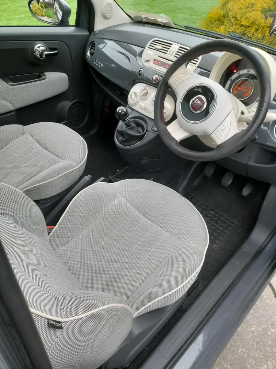 Fiat 500 1.2 lounge 69bhp - Image 2