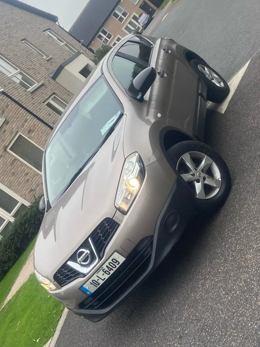 Nissan Qashqai 2010 - Image 2
