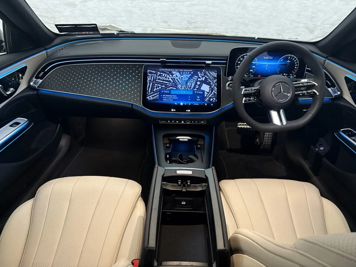 Mercedes-Benz E-Class E 300 E AMG Edition Plus - Image 4