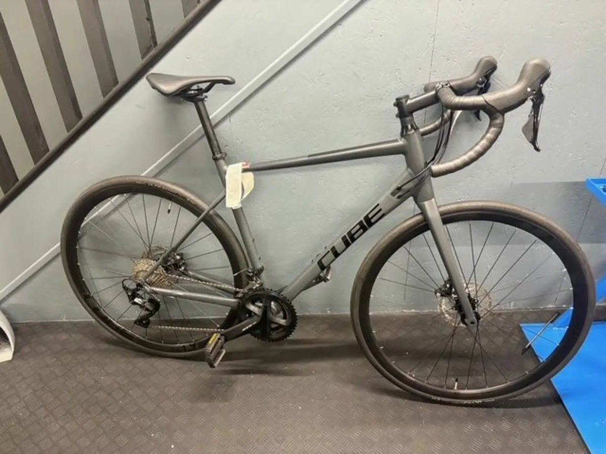 Cube Attian SLX 56cm - Image 1