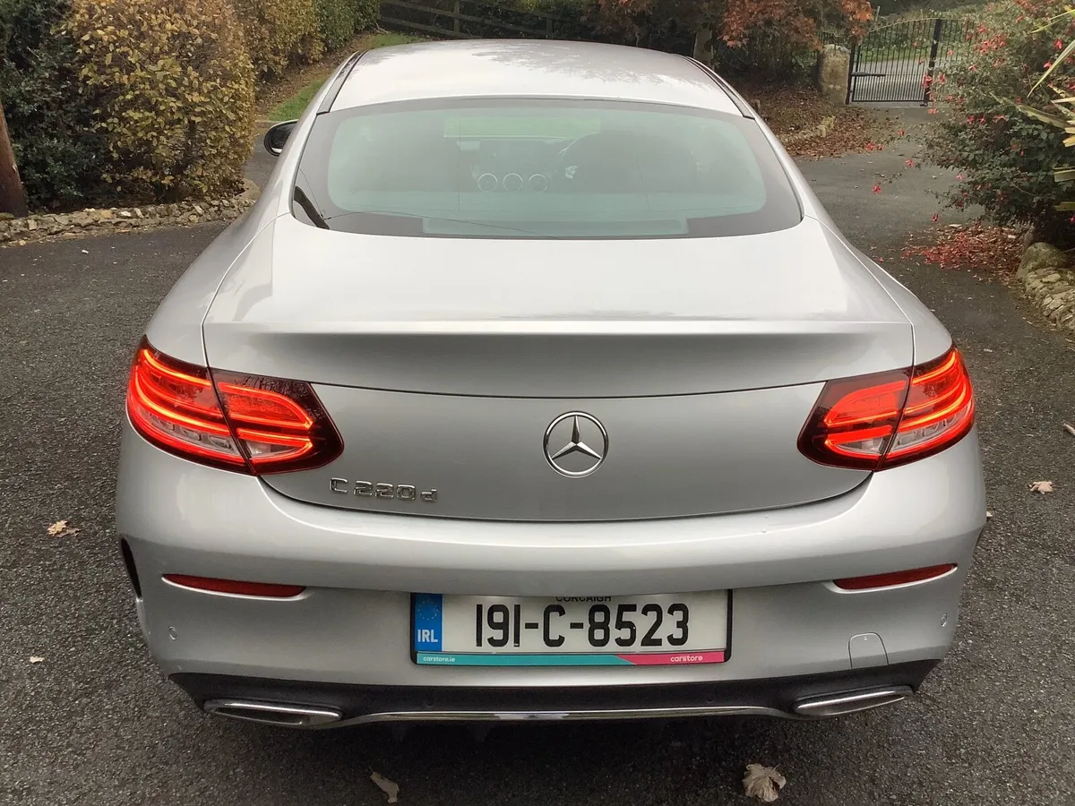 Mercedes-Benz C-Class 2019 - Image 4