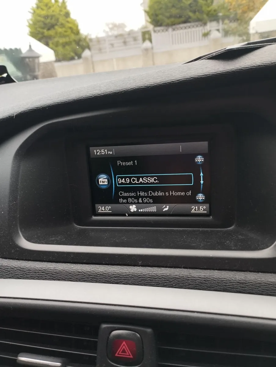 Volvo V40 2013 - Image 4