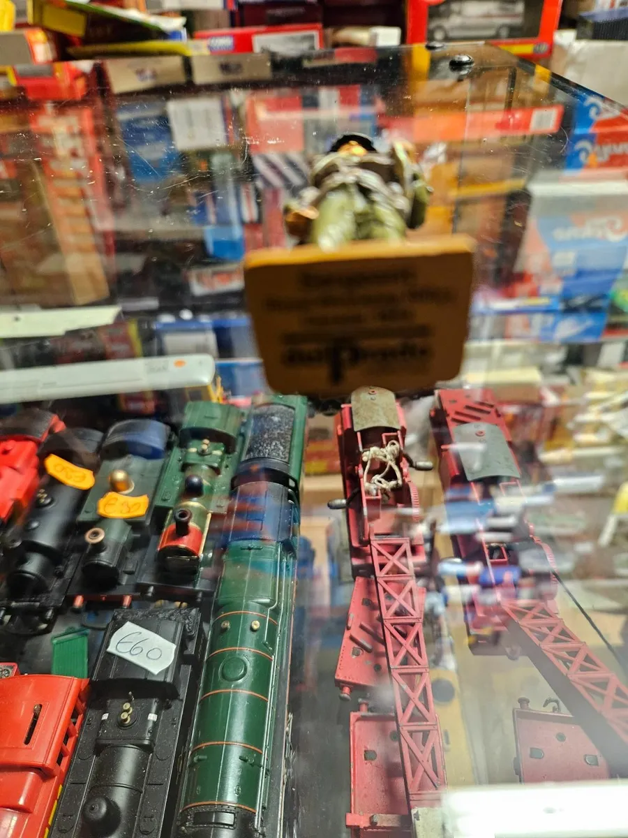 Britain's Del Prado Canadian WW2 Soldier - Image 2