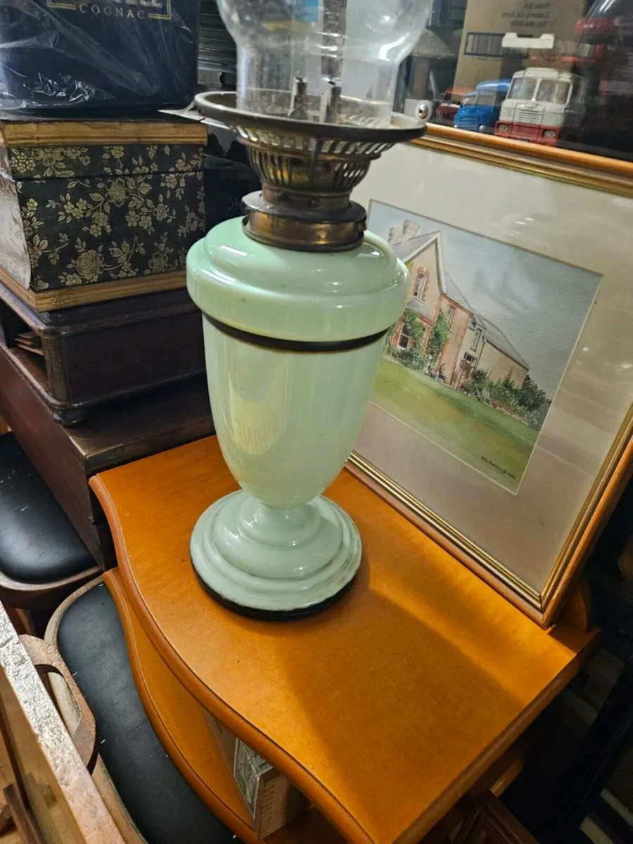 Vintage Oil Lamp - Image 2