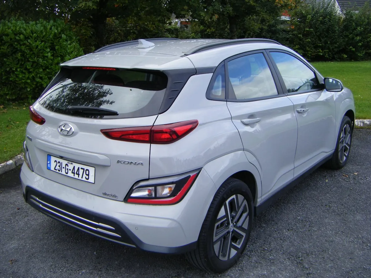 Hyundai KONA 2023 - Image 2