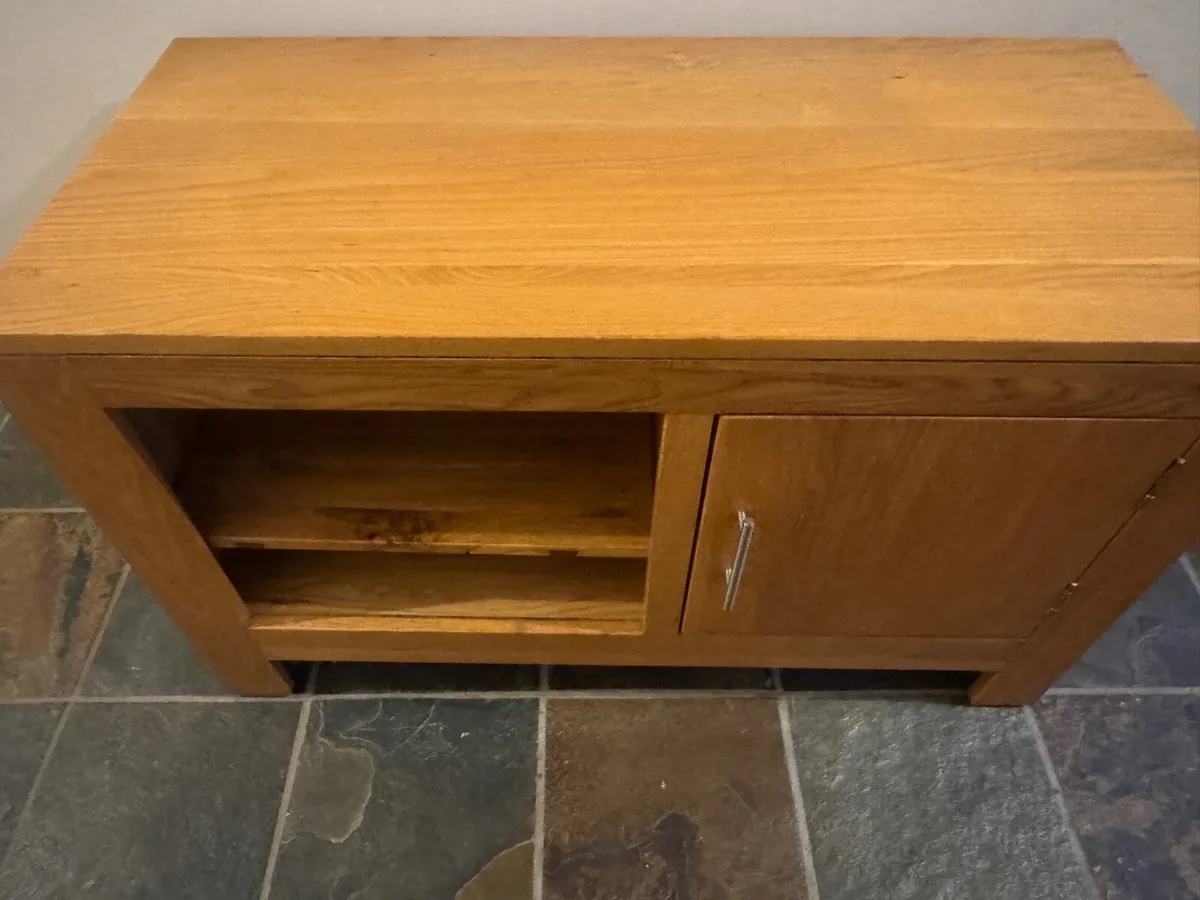 Solid Oak TV stand - Image 2
