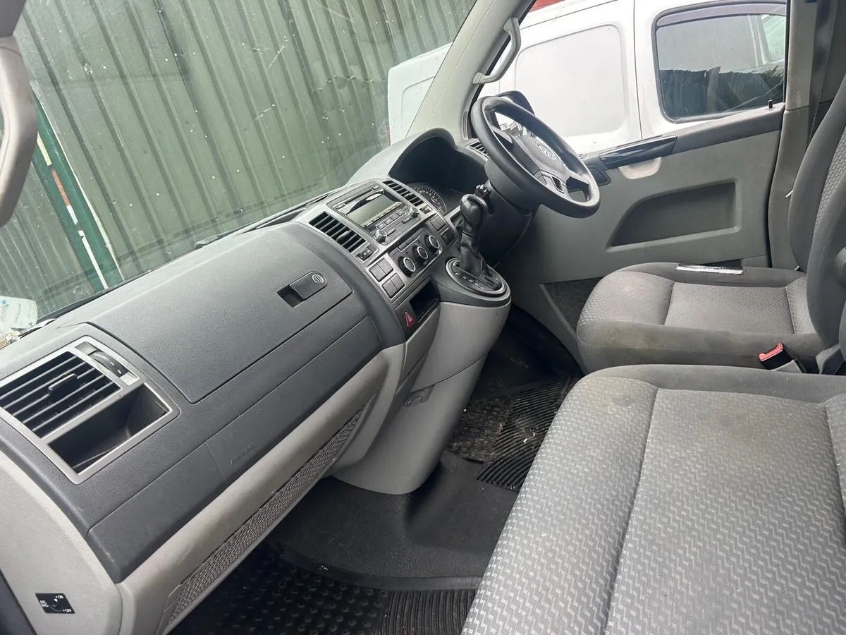 Volkswagen transporter automatic lwb - Image 4