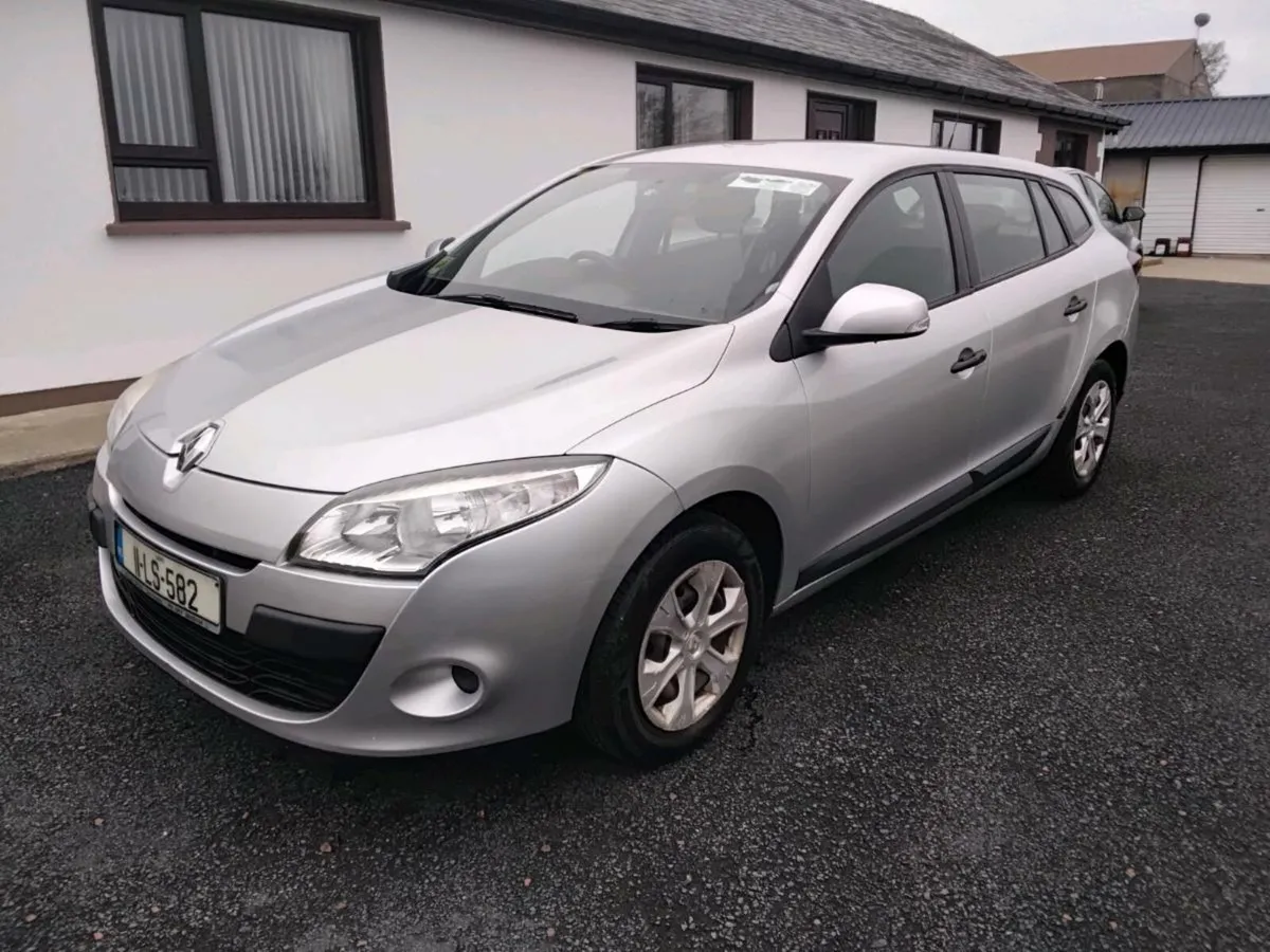 Renault Megane estate new nct - Image 2