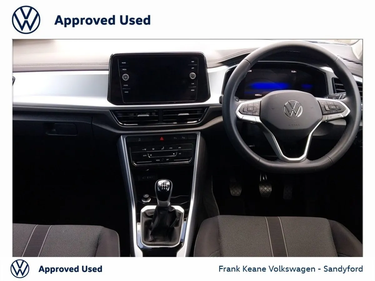 Volkswagen T-Roc  75 Edition  1.0tsi M6F 116HP Ma - Image 2