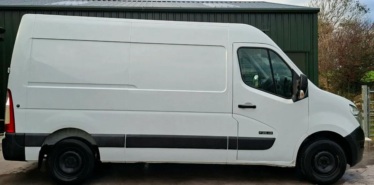 2014 Nissan NV400 New Test and TAX - Image 2