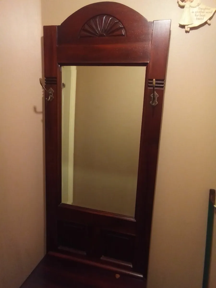 Cabinet - Image 4