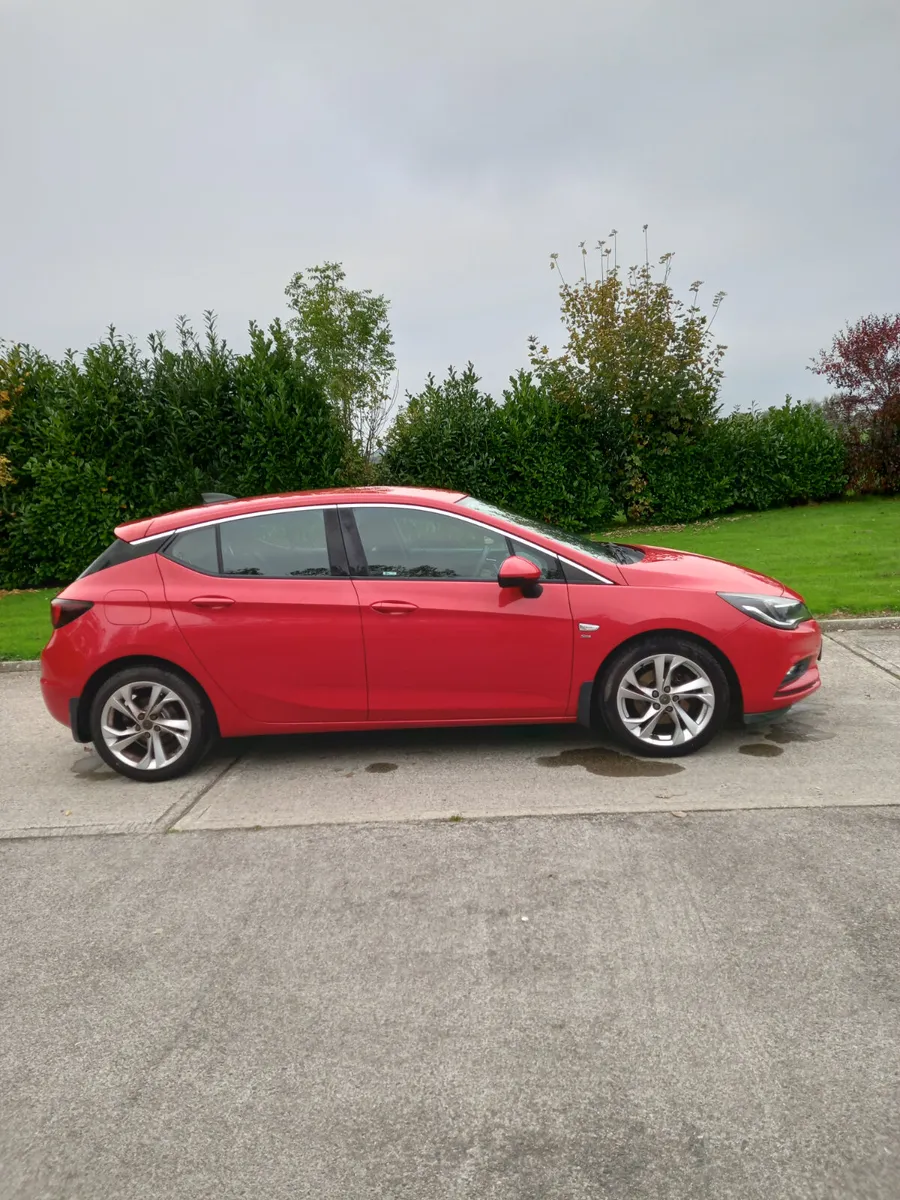 2015 Opel Astra 1.6 Diesel - Image 1