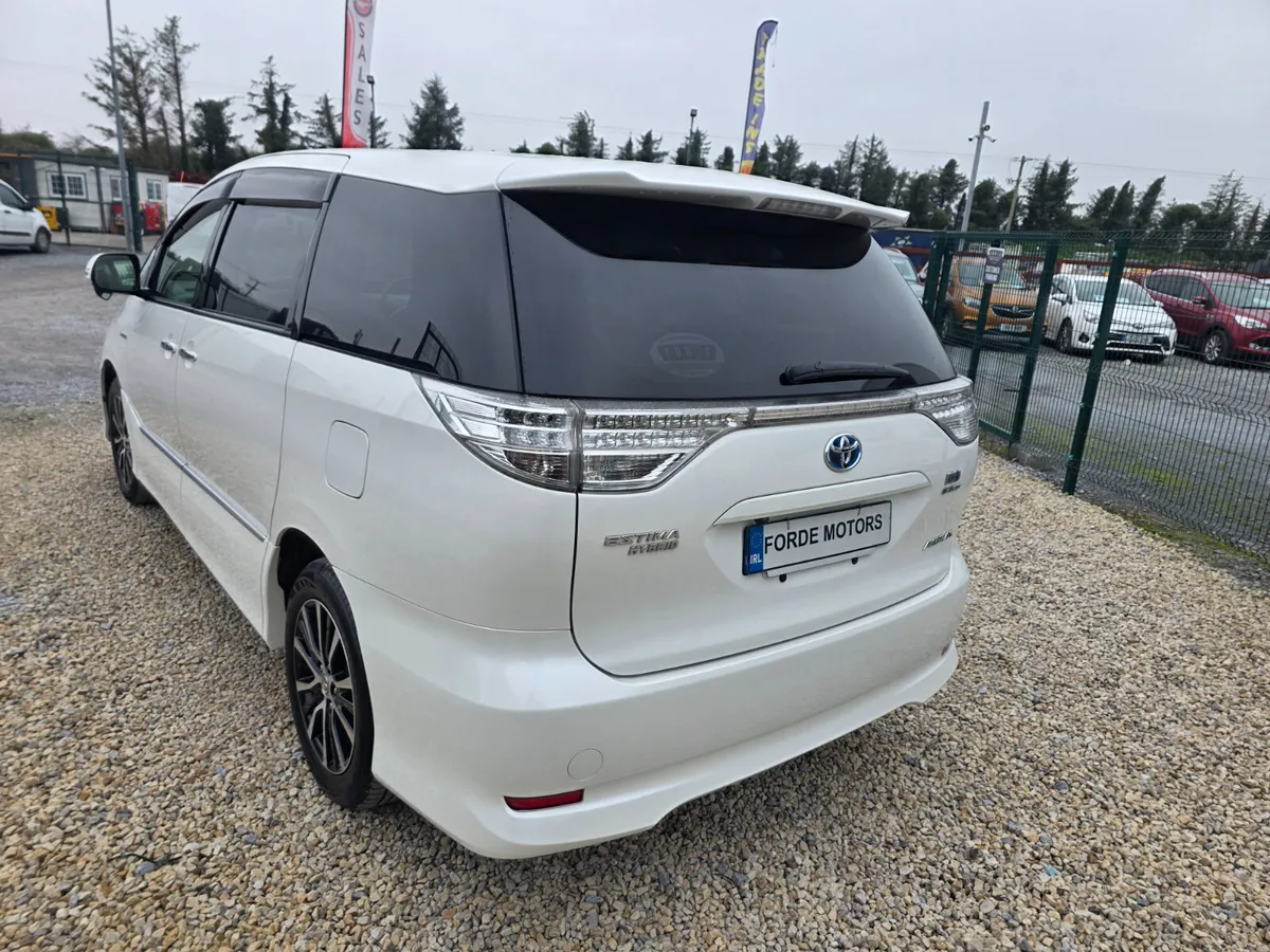 Toyota Estima 2014 - Image 3