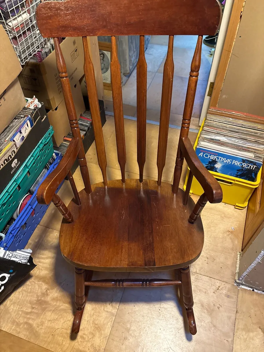 Rocking chair