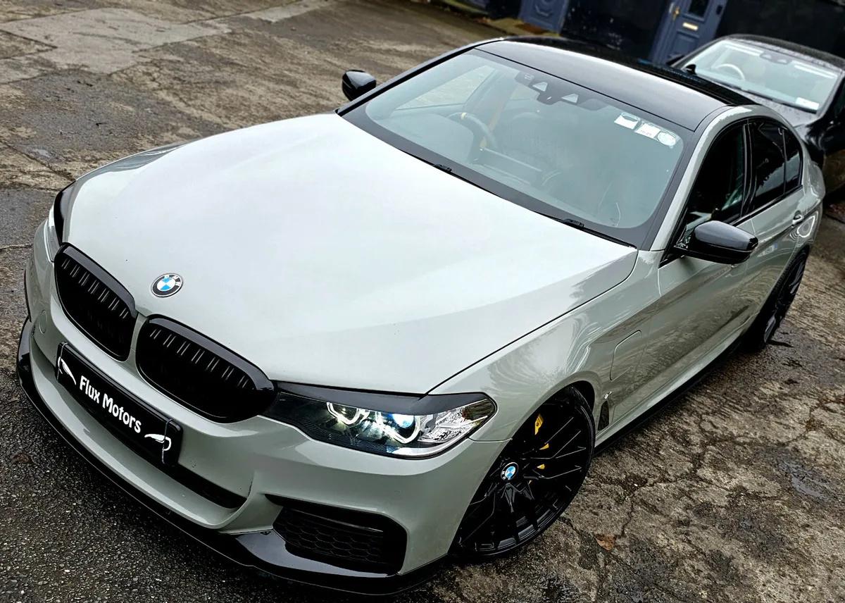 🔥2017 BMW 530e MAX SPEC Massage seats Harman etc - Image 2