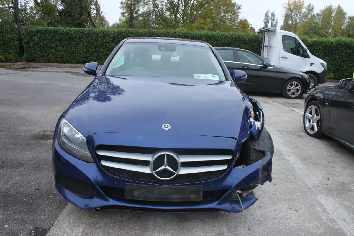 Mercedes-Benz C220D SE, 2018 (Damaged) - Image 1